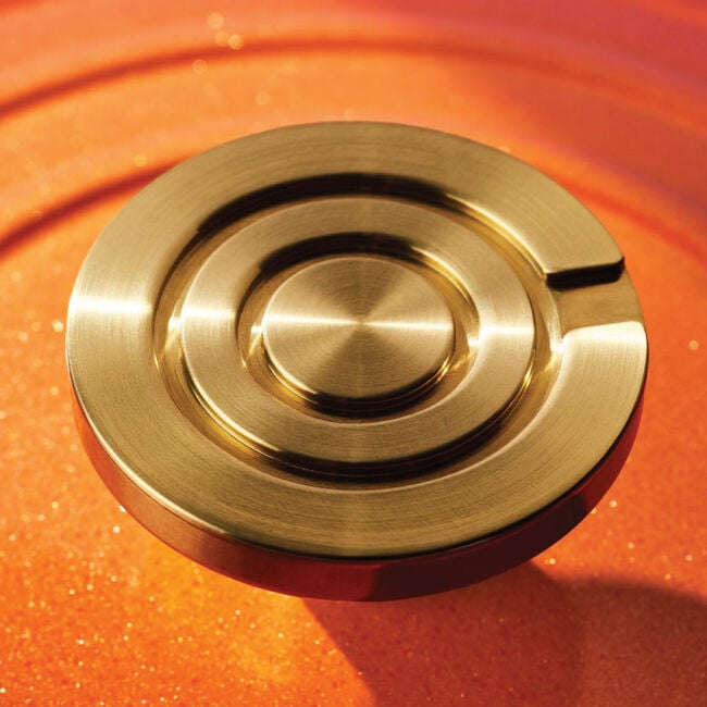 Signature Round Braiser with Crucible Knob
