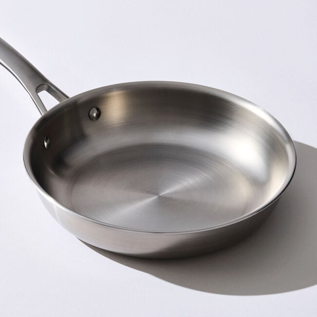 9.5 inch frying pan