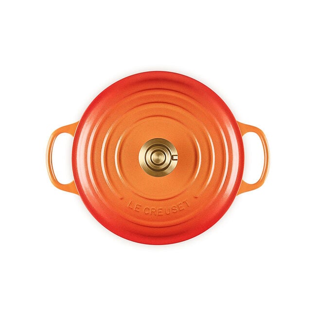 Signature Round Dutch Oven with Crucible Knob