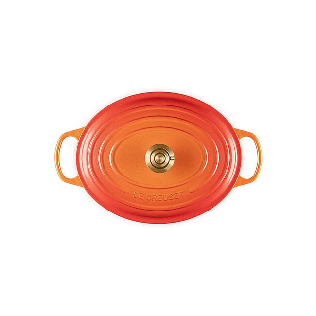 Signature Oval Dutch Oven with Crucible Knob