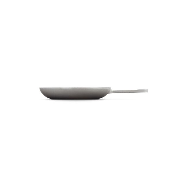 Traditional Round Omelette Pan